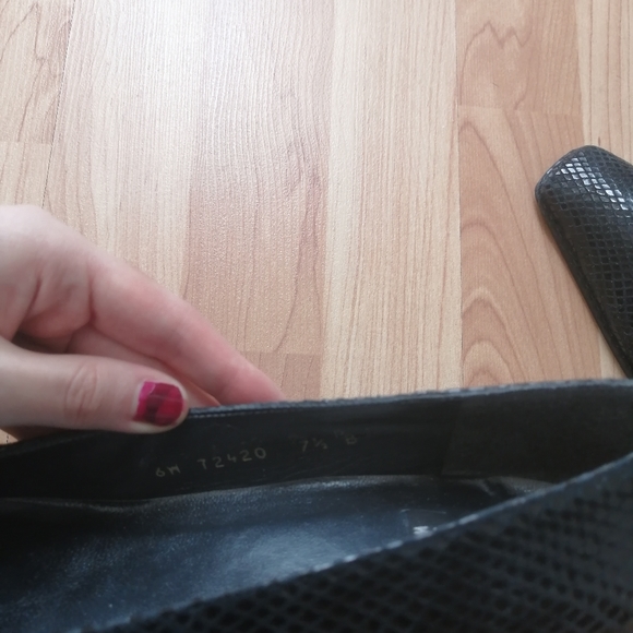 VINTAGE Staurt Weitzman Block Heels - Picture 5 of 6